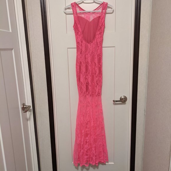 Mermaid style dress - Picture 3 of 7